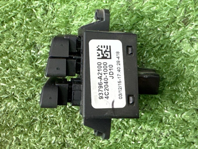 Блок кнопок Kia Ceed 2 2015 SW