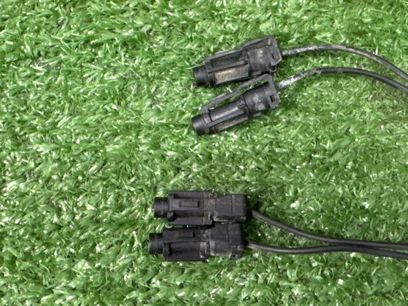 Форсунки омывателя лобового стекла с подогревом Kia Ceed 2 2015 SW