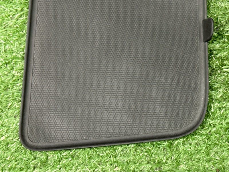 Коврик центральной консоли. Kia Ceed 2 2015 SW