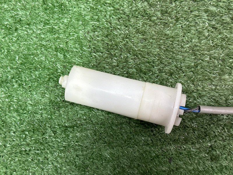 Датчик уровня бачка омывателя Kia Ceed 2 2015 SW