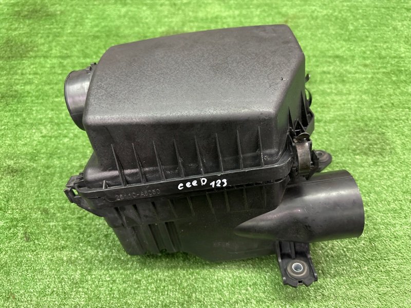 Корпус воздушного фильтра Kia Ceed 2 2015 SW