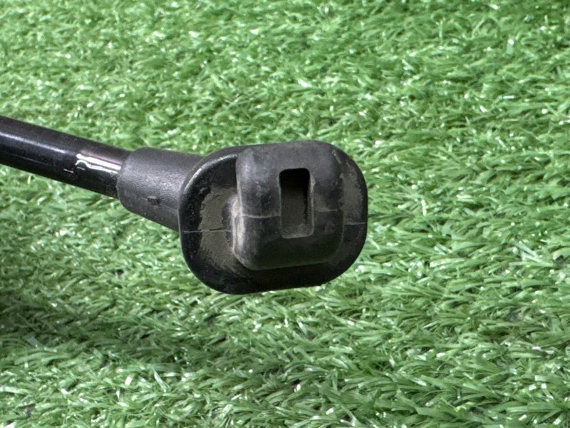 Упор капота Kia Ceed 2 2015 SW