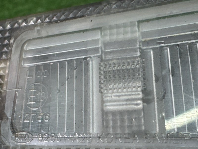 Плафон подсветки номера Kia Ceed 2 2015 SW