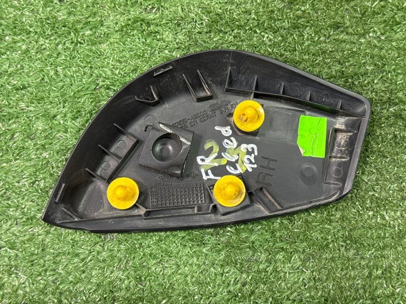 Накладка зеркала внутренняя Kia Ceed 2 2015 SW