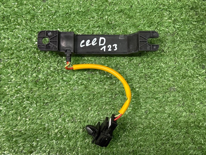 Антенна бесключевого доступа Kia Ceed 2 2015 SW