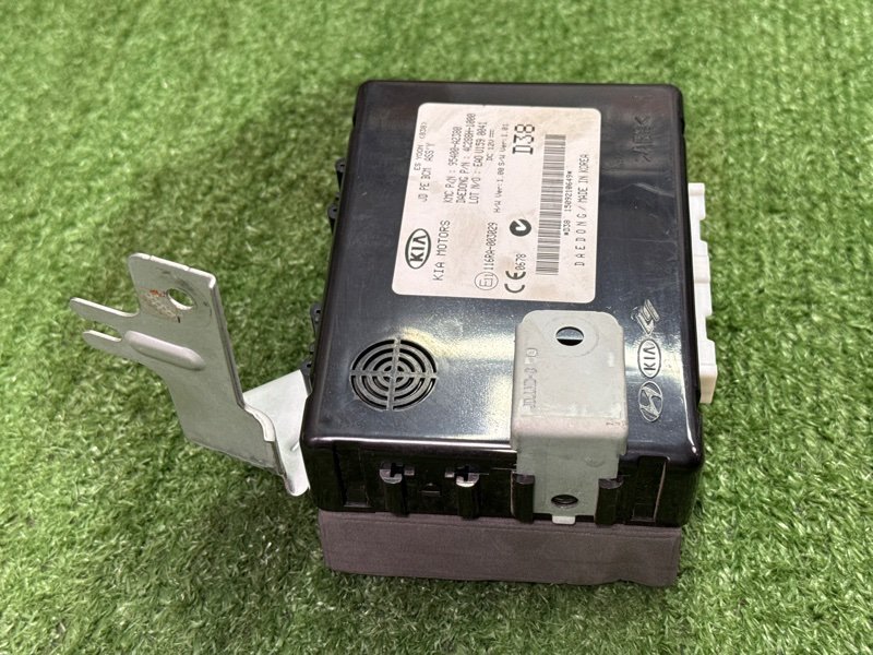 Блок комфорта(BCM) Kia Ceed 2 2015 SW