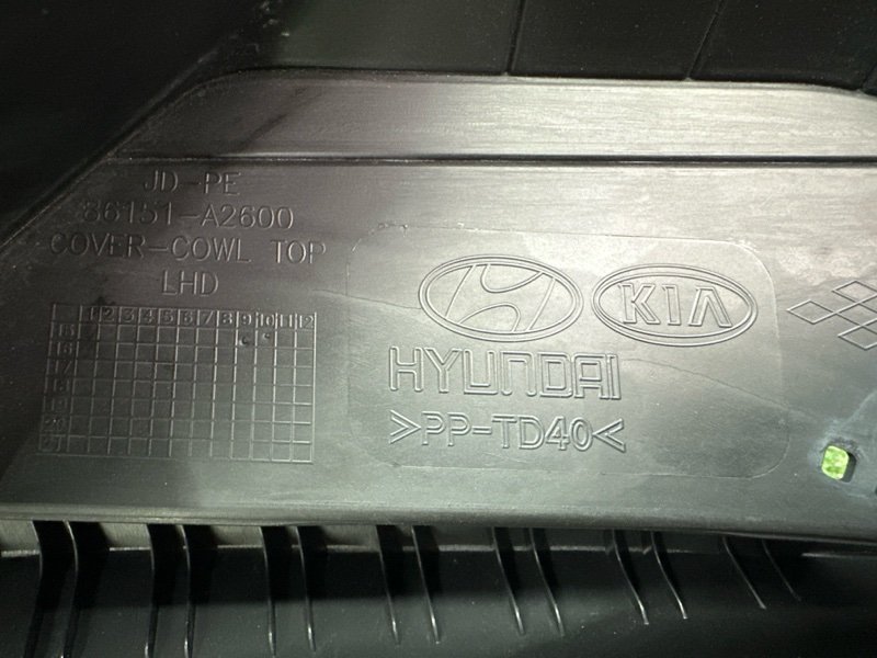 Жабо Kia Ceed 2 2015 SW