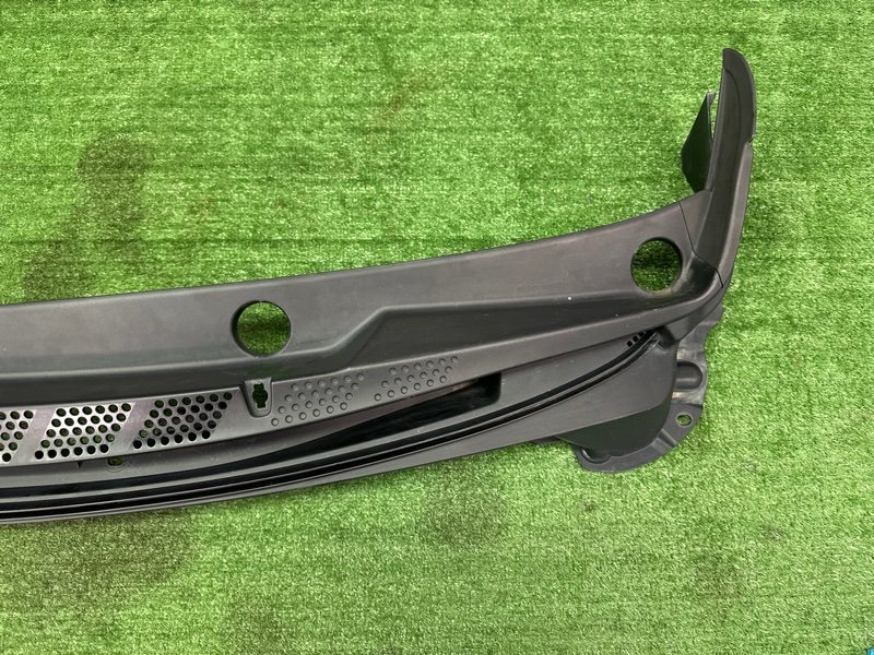 Жабо Kia Ceed 2 2015 SW