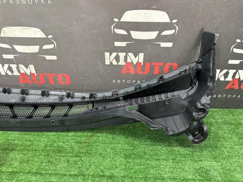 Жабо Kia Ceed 2 2015 SW