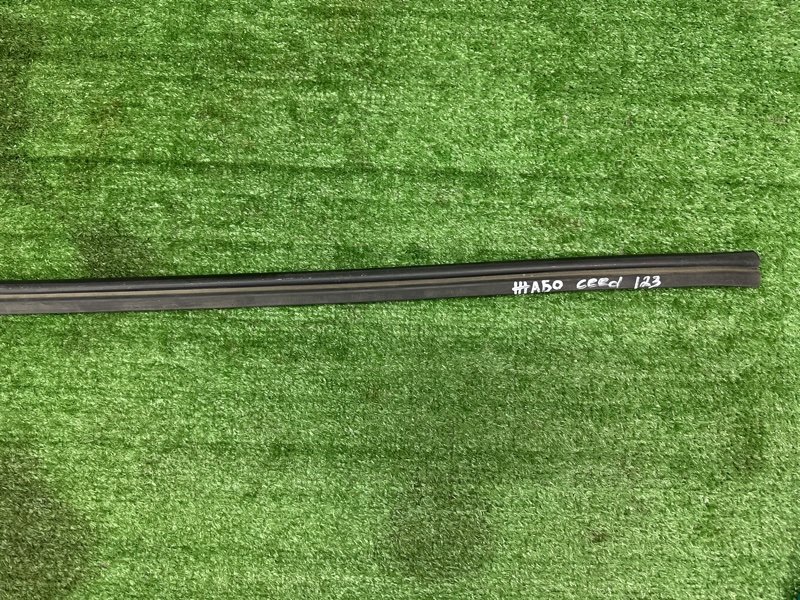 Уплотнитель жабо Kia Ceed 2 2015 SW