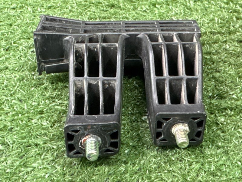 Направляющая стекла двери Kia Ceed 2 2015 SW