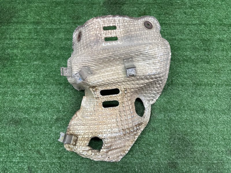 Тепловой экран выпускного коллектора Kia Ceed 2 2015 SW