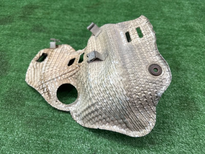 Тепловой экран выпускного коллектора Kia Ceed 2 2015 SW