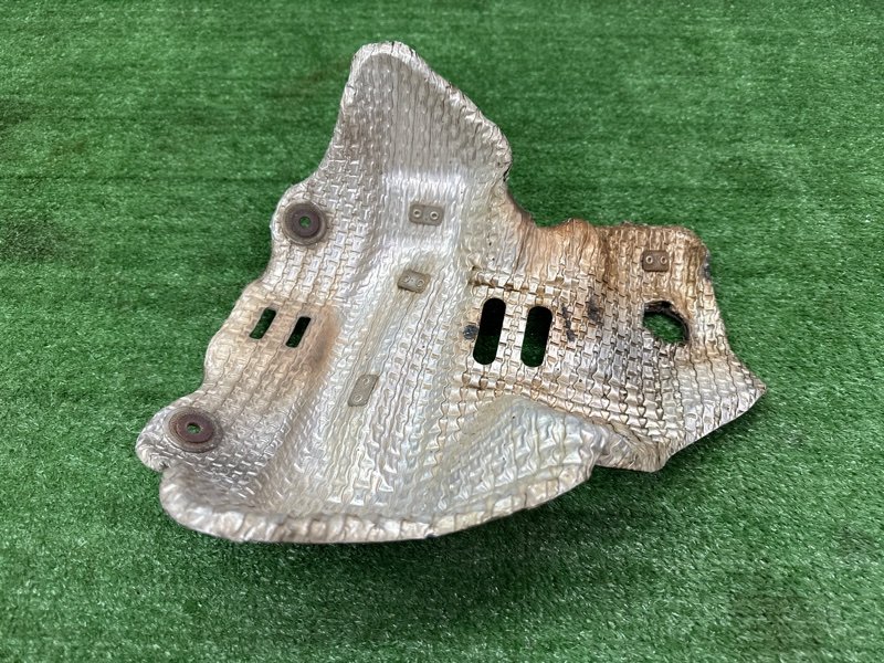 Тепловой экран выпускного коллектора Kia Ceed 2 2015 SW