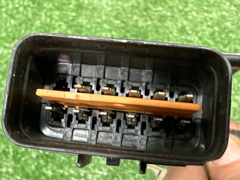 Топливная рейка с форсунками Kia Ceed 2 2015 SW