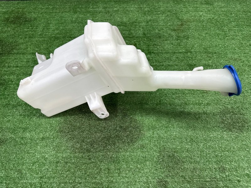 Бачок стеклоомывателя Kia Ceed 2 2015 SW