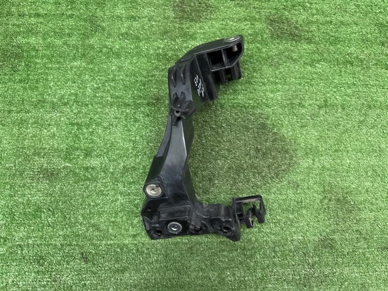 Кронштейн фары Kia Ceed 2 2015 SW