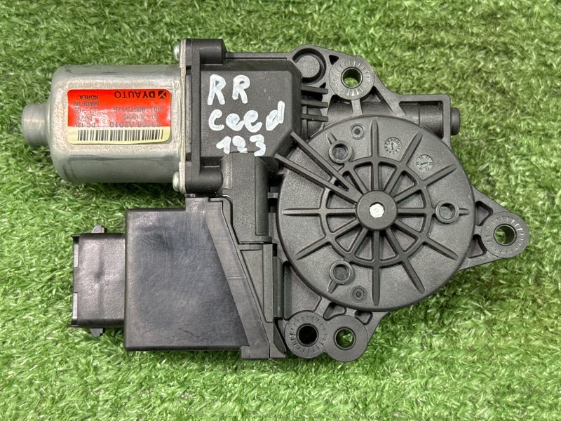 Мотор стеклоподъемника Kia Ceed 2 2015 SW