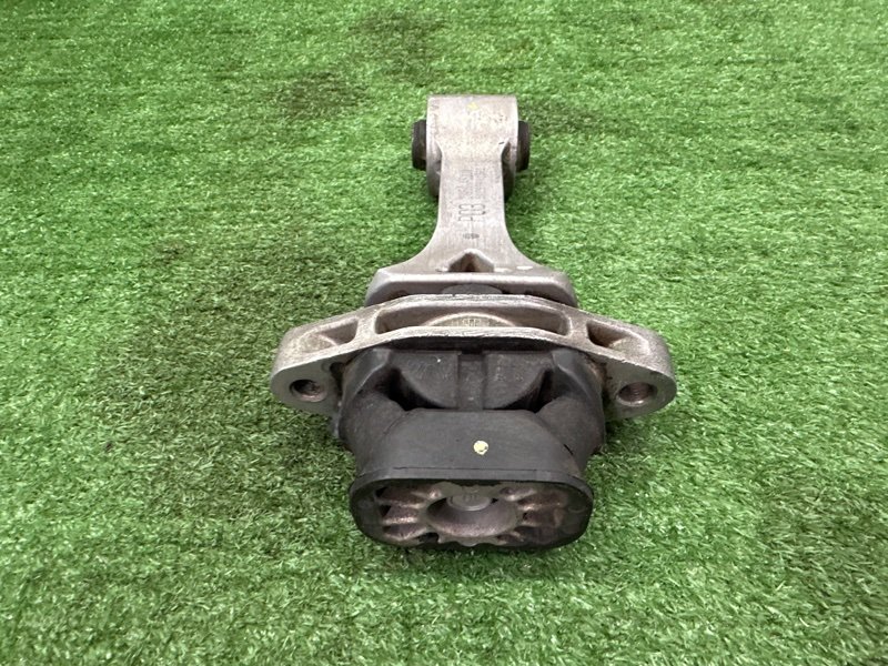 Подушка/опора двигателя Kia Ceed 2 2015 SW