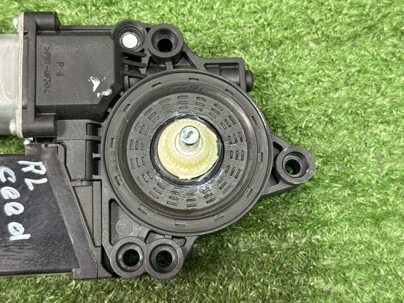 Мотор стеклоподъемника Kia Ceed 2 2015 SW