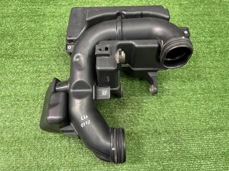 Резонатор воздушного фильтра Kia Ceed 2 2015 SW