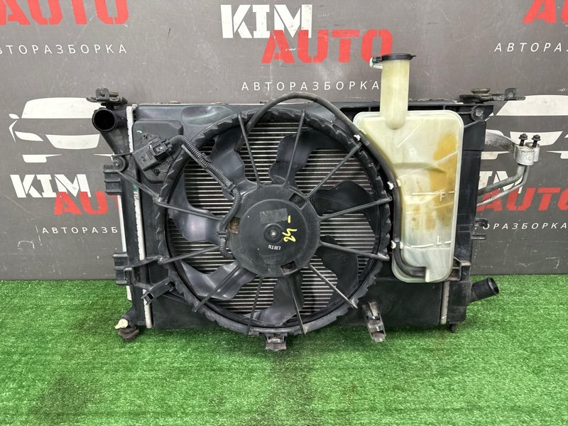 Кассета радиаторов с вентилятором Kia Ceed 2 2015 SW