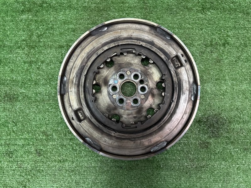 Маховик двухмассовый Kia Ceed 2 2015 SW