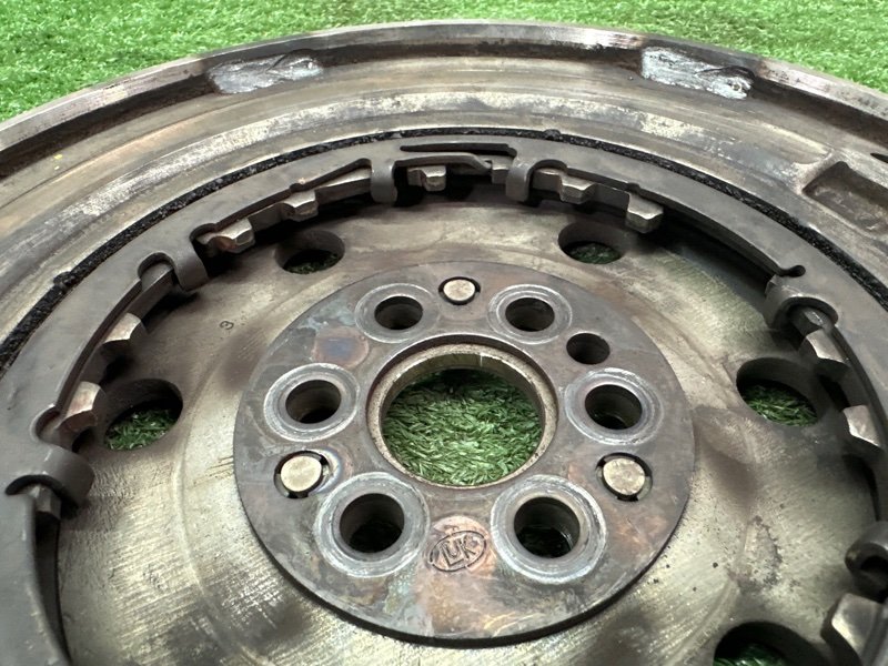 Маховик двухмассовый Kia Ceed 2 2015 SW