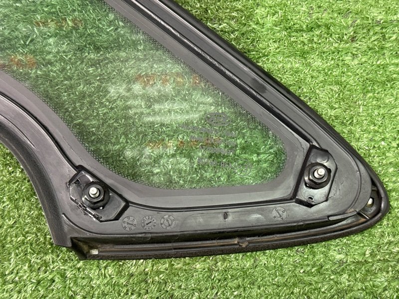 Стекло кузовное Kia Ceed 2 2015 SW