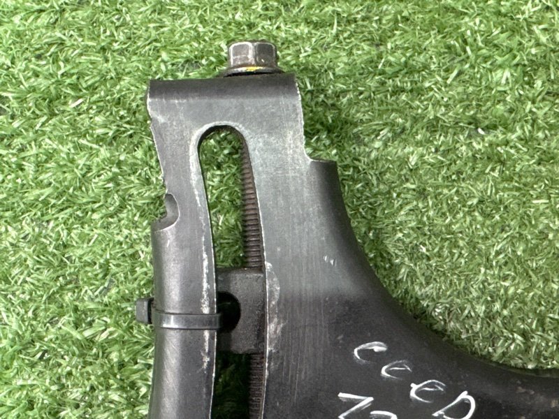 Кронштейн генератора Kia Ceed 2 2015 SW