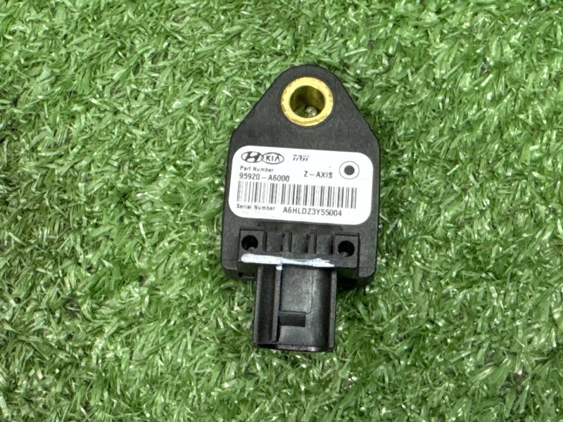 Датчик удара Air Bag Kia Ceed 2 2015 SW