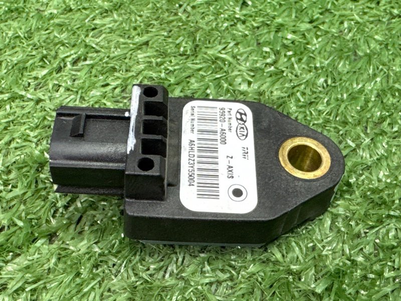 Датчик удара Air Bag Kia Ceed 2 2015 SW