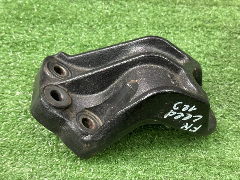 Кронштейн опоры двигателя Kia Ceed 2 2015 SW