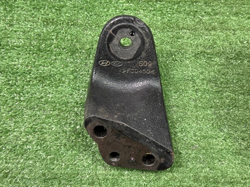 Кронштейн опоры двигателя Kia Ceed 2 2015 SW