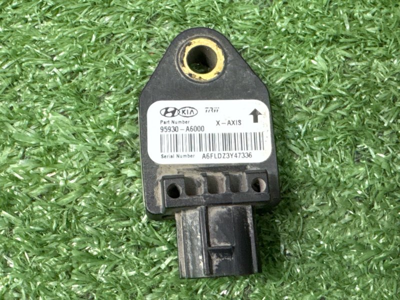 Датчик удара Air Bag Kia Ceed 2 2015 SW