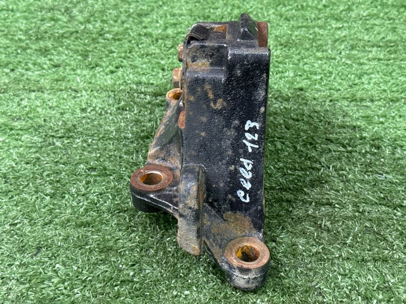 Кронштейн кпп Kia Ceed 2 2015 SW