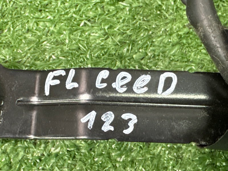 Замок ремня безопасности Kia Ceed 2 2015 SW