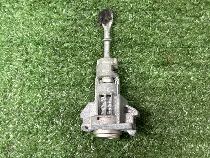 Смарт ключ с личинкой двери Kia Ceed 2 2015 SW