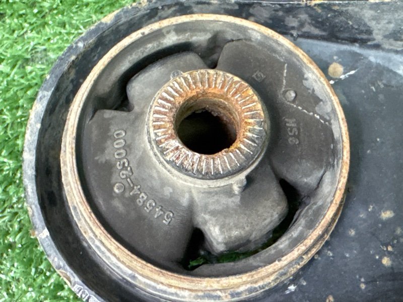 Рычаг подвески Kia Ceed 2 2015 SW