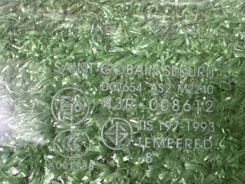 Стекло двери mazda mazda 3