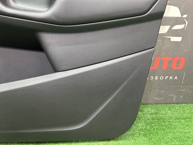 Обшивка двери Ford Kuga 2013 SUV