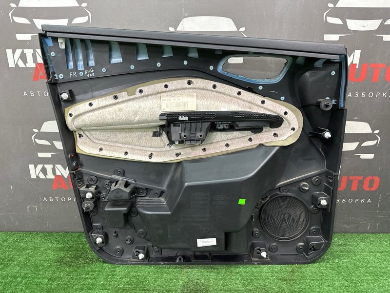 Обшивка двери Ford Kuga 2013 SUV