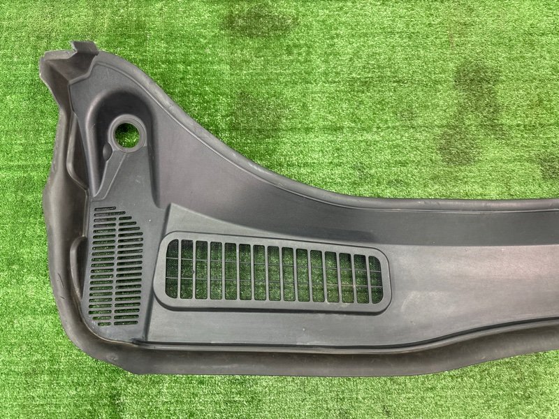 Жабо Ford Kuga 2013 SUV