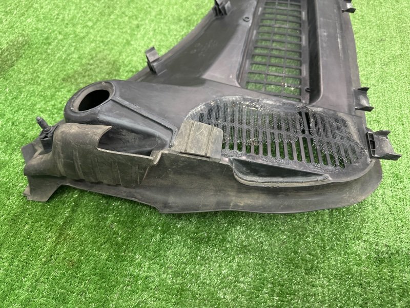 Жабо Ford Kuga 2013 SUV