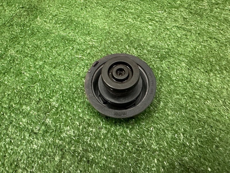 Бачок расширительный Ford Kuga 2013 SUV