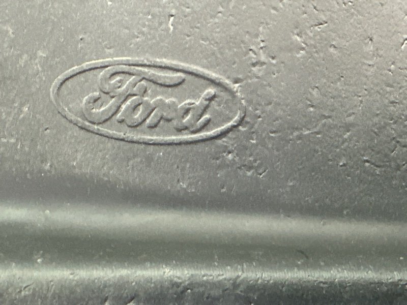 Брызговик Ford Kuga 2013 SUV