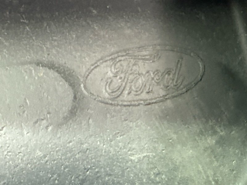 Брызговик Ford Kuga 2013 SUV