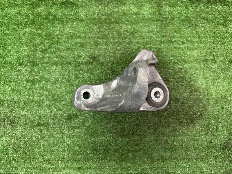 Кронштейн АКПП Ford Kuga 2013 SUV