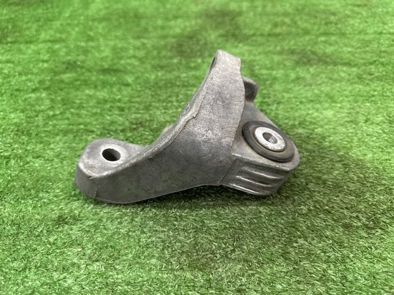 Кронштейн АКПП Ford Kuga 2013 SUV