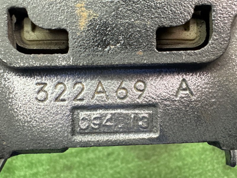 Подушка АКПП Ford Kuga 2013 SUV